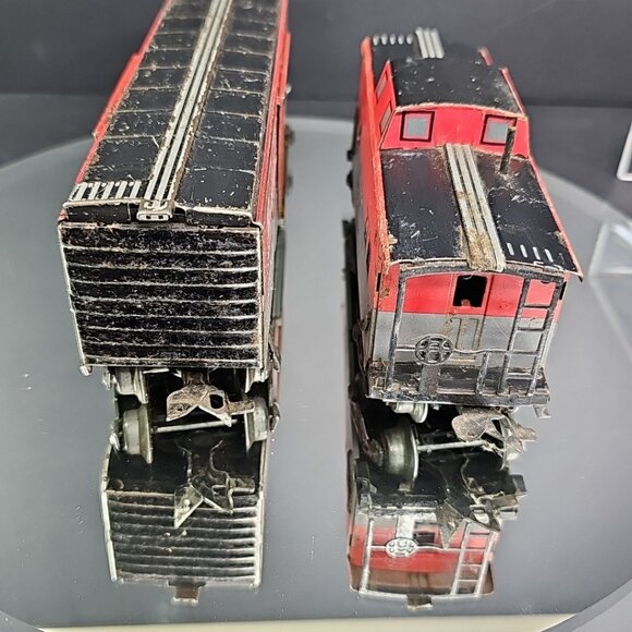 Marx O GaugeFreight Car And Caboose Pair Tin Train Vintage Railroad Made In USA - Picture 8 of 16
